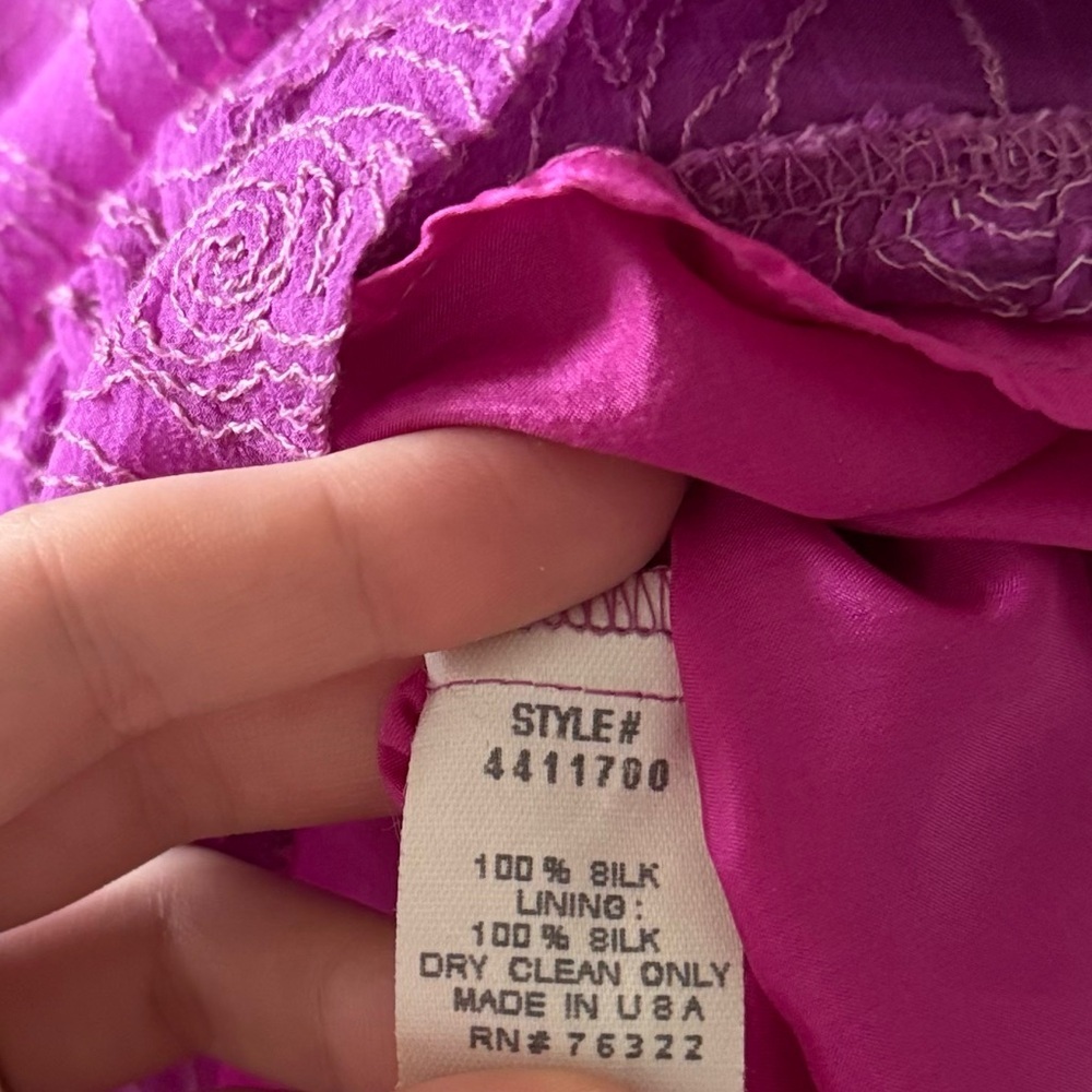NWOT Beautiful Vintage 100% Silk Tocca Dark Pink Embroidered Dress Size 10 - Picture 7 of 9